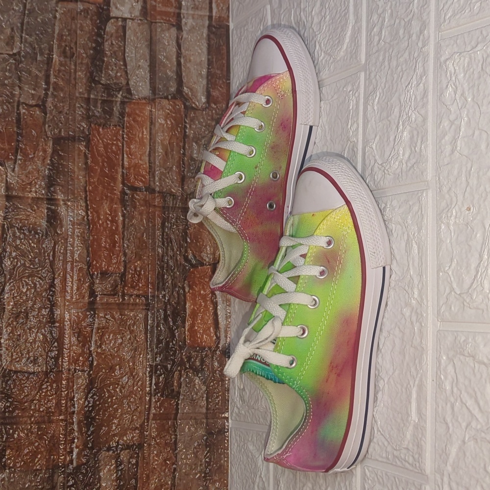 Tie dye converse